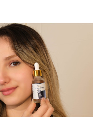 JAMED BEAUTY Aydınlatıcı ve Canlandırıcı Yüz Bakım Serumu 30 ML